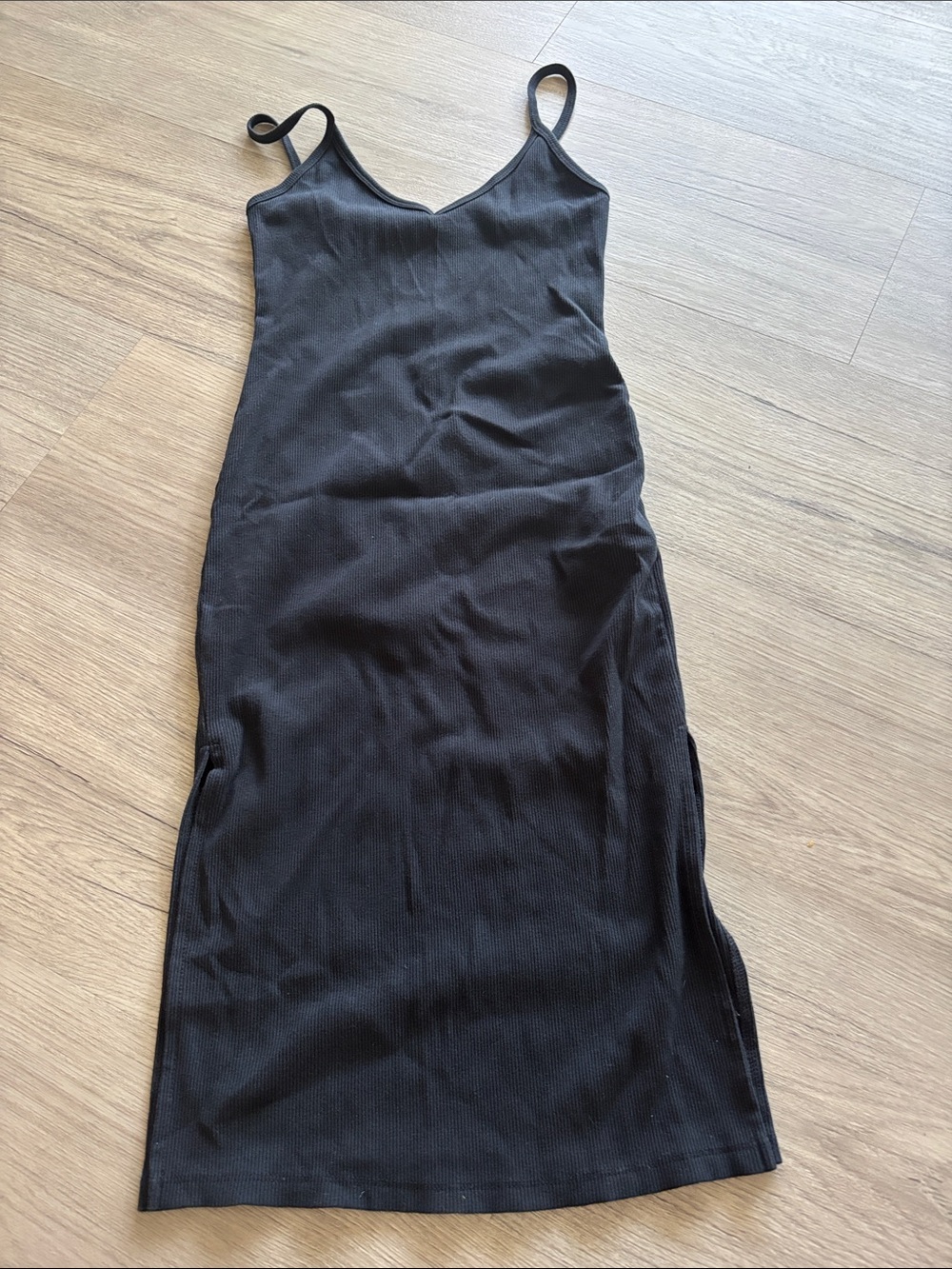 Forever 21 Black Ribbed Spaghetti-Strap Midi Dress
